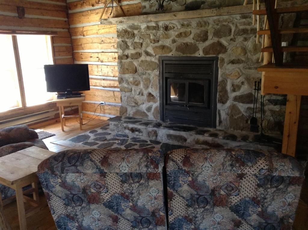 Chalet Ancestral L'Orignal Eastman Exterior foto